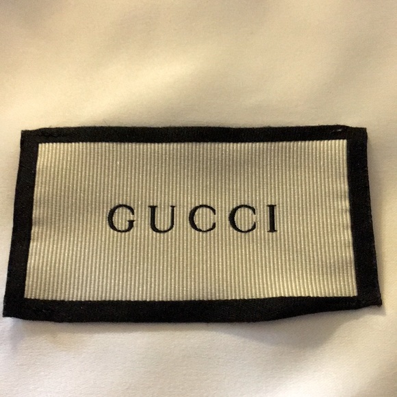 Pair of GUCCI Shoe Dust Bag. - Picture 2 of 5